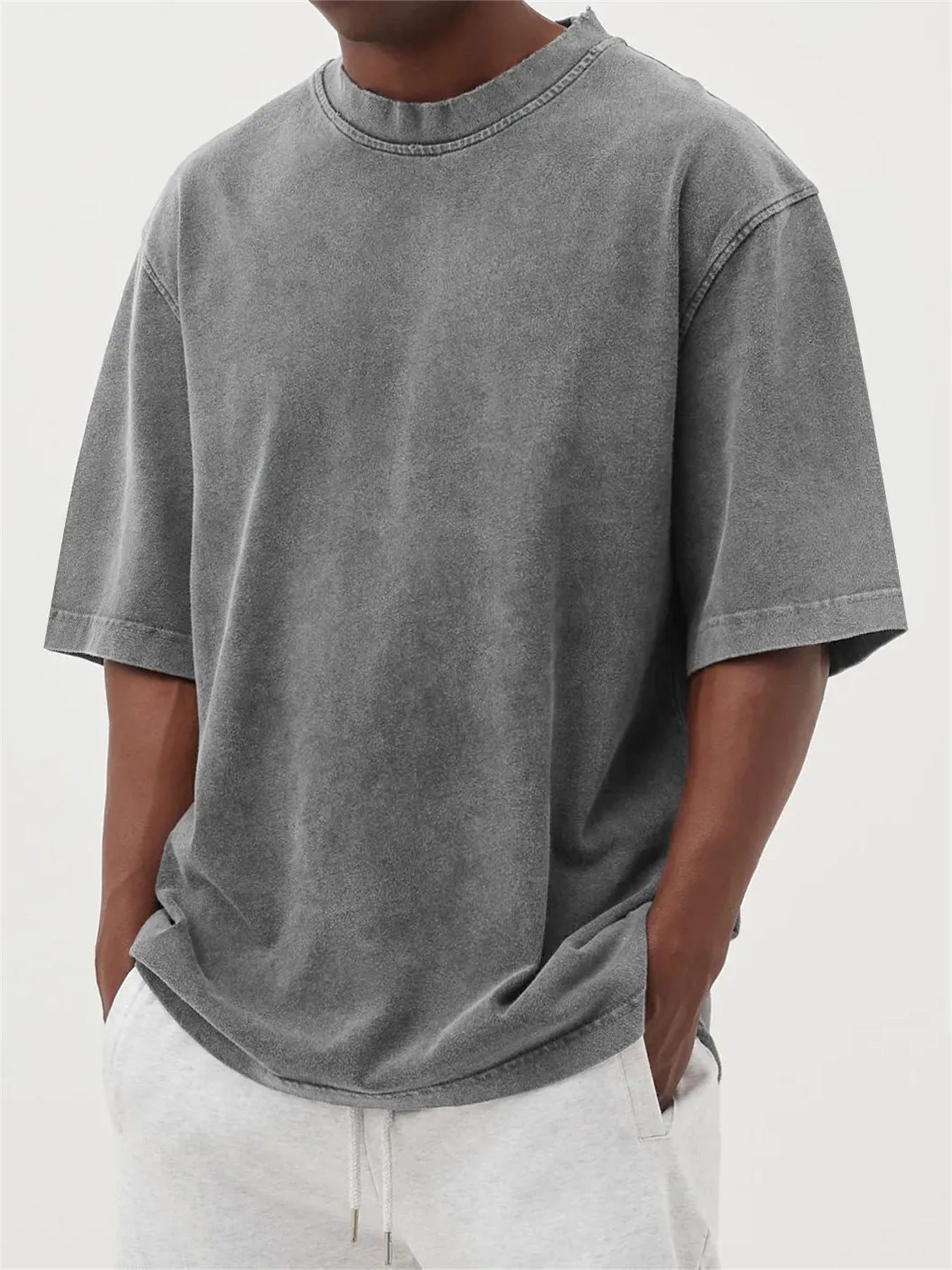 VORLIX Essential Distressed Tee